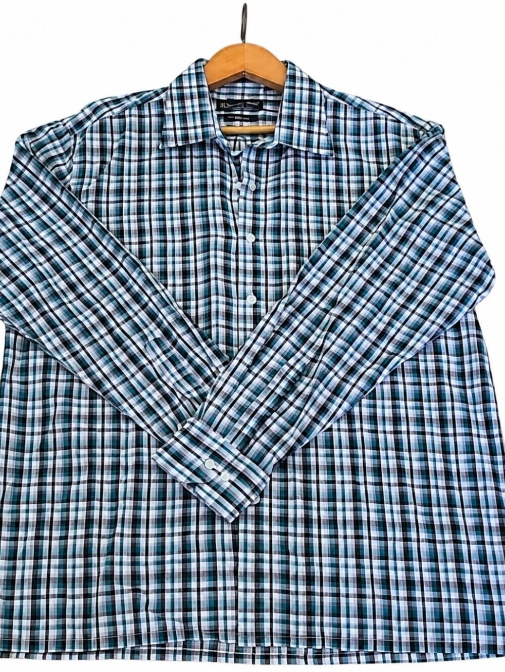 Men's Plaid Long-Sleeve Button-Down Shirt in Blue & Green